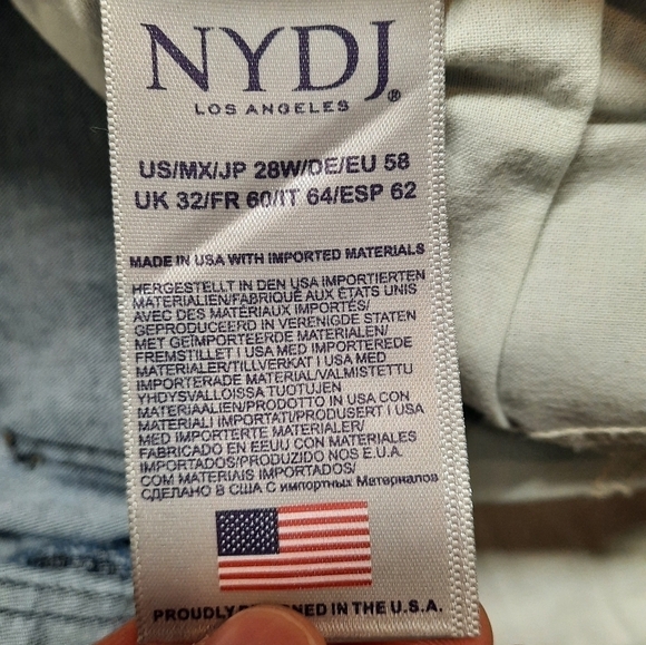 NYDJ Sheri Slim Jeans New with Tags Size 28W - Picture 6 of 9